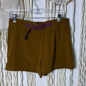 Title Nine Aero Tech Performance Hiking Outdoor Athleisure Strech Shorts Size M